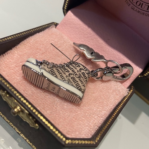 Juicy Couture Sneaker Charm - Picture 4 of 5